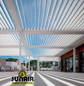Opera%20Pergola%20Louvered%20mateal%20structure%20on%20restaurant%20by%20Sunair.jpg